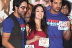 12apr_vickydonor-musiclaunch00