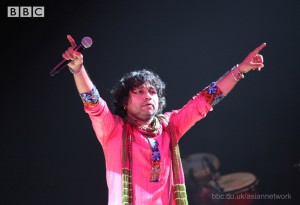 kailash kher 300x205 kailash kher