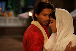 tmk behind the scenes 300x200 tmk behind the scenes