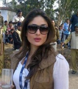 13feb_Satyagraha-Kareena