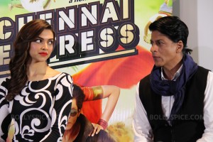 13jul_ChennaiExpress-London-SRK-Deepika