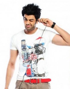 13jul_MickeyVirus-ManishPaul