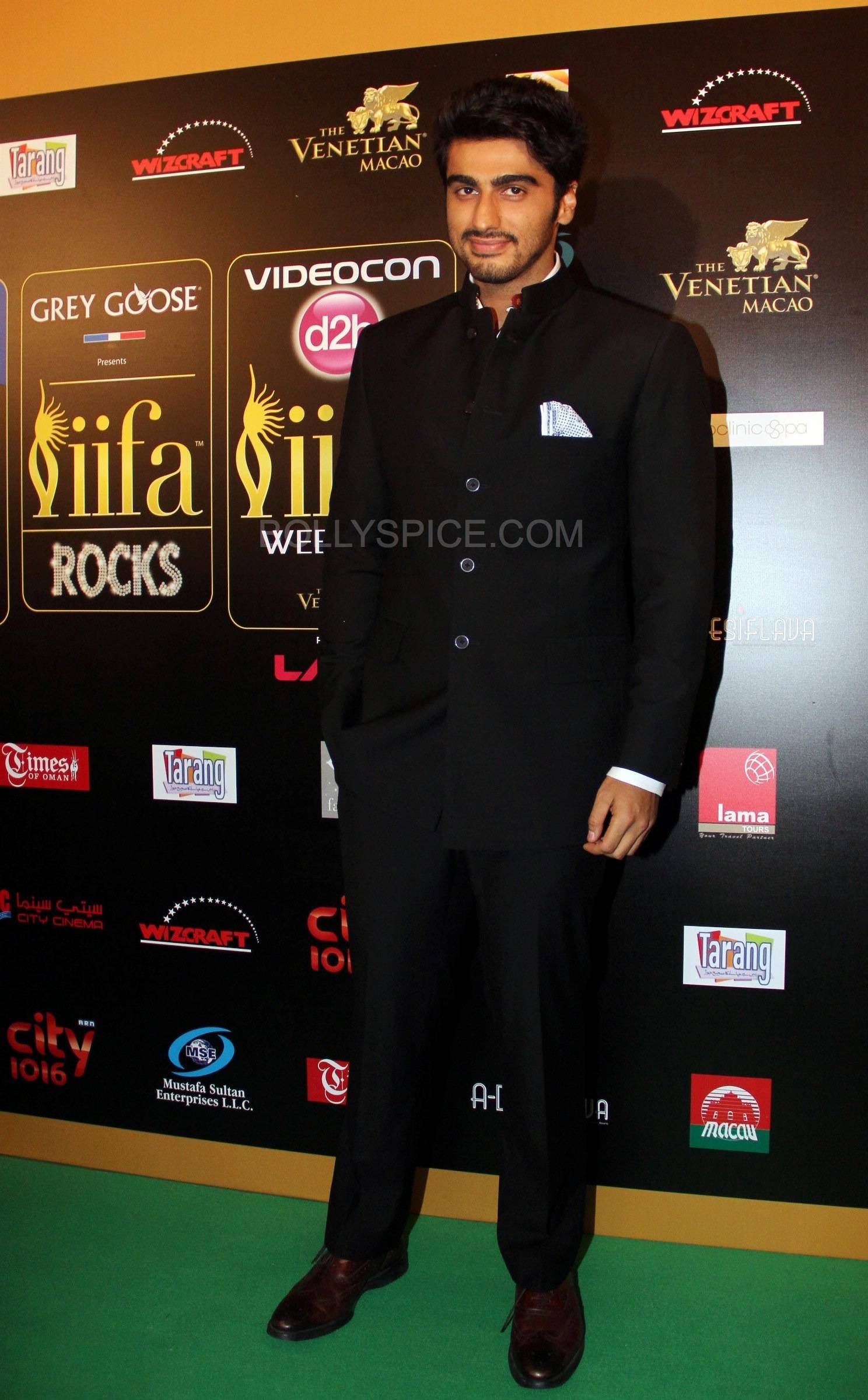 Arjun Kapoor at IIFA Rocks Green carpet