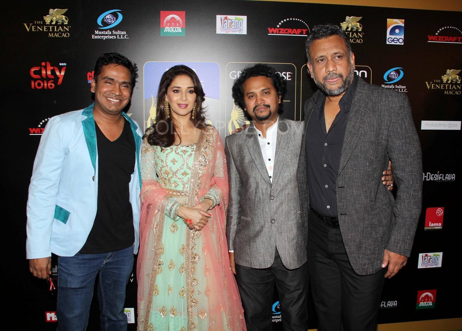 Gulab Gang team- Madhuri Dixit Nene, Somik Sen, Anubhav Sinha at IIFA Rocks Green carpet