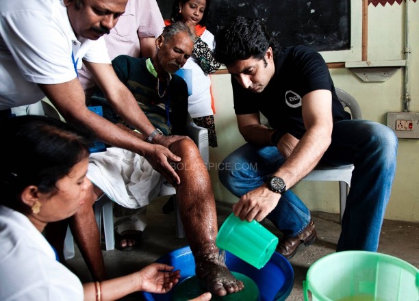 END7 ambassador Abhishek Bachchan assisting in treatment of patients with Neglected Tropical Diseases (NTDs) in Orissa State, India1