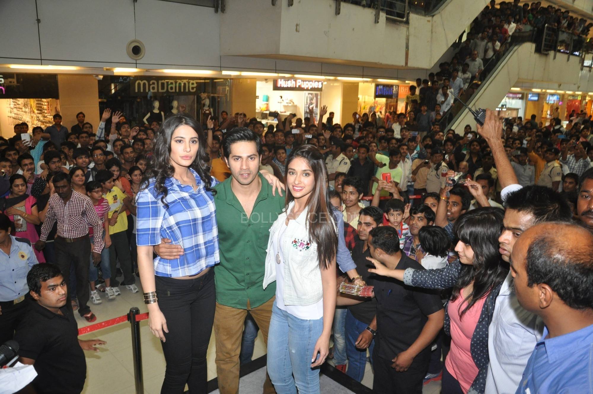 Nargis Fakri, Varun Dhawan and Ileana D'cruz at C21 Mall in Indore (1)