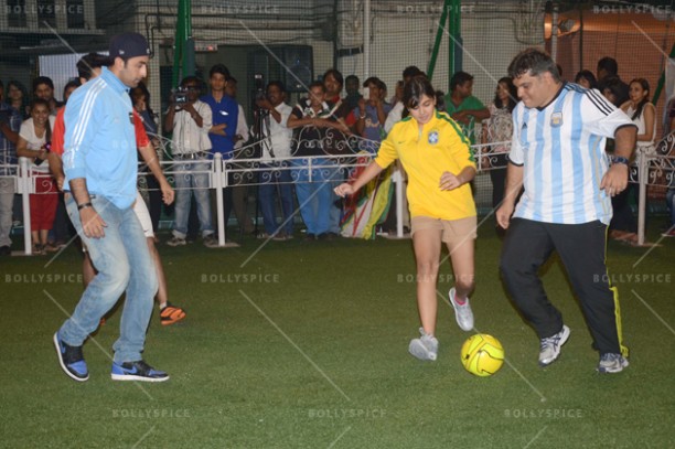 14jun_ranbirfootball-11