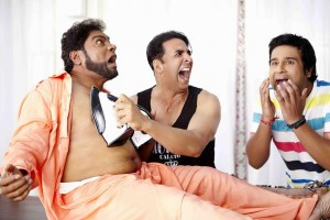 14jul_Entertainment Johnny Lever Akshay