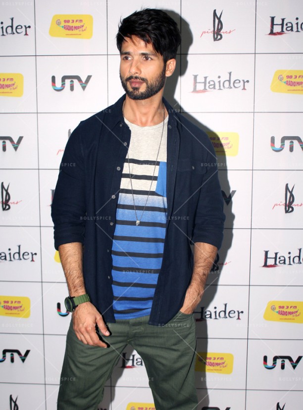 14aug_HaiderMusicPremierRadioMirchi07