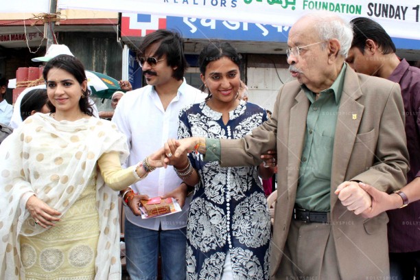 14aug_VivekOberoi-SaplingDistribution32