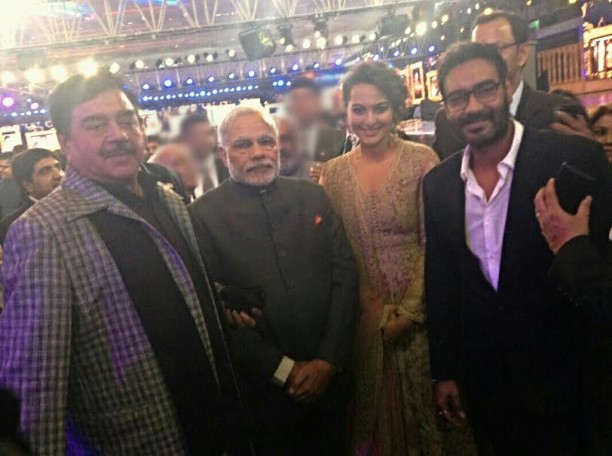 Shatrughan Sinha-Narendra Modi-Sonakshi Sinha-Ajay Devgn