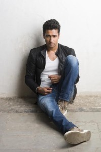 Vicky Kaushal Debuts in Zubaan 2
