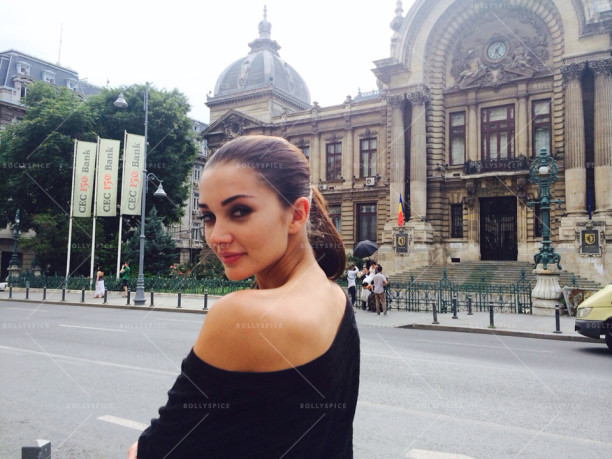 Amy Jackson exploring the city after pack up on the first day of the schedule