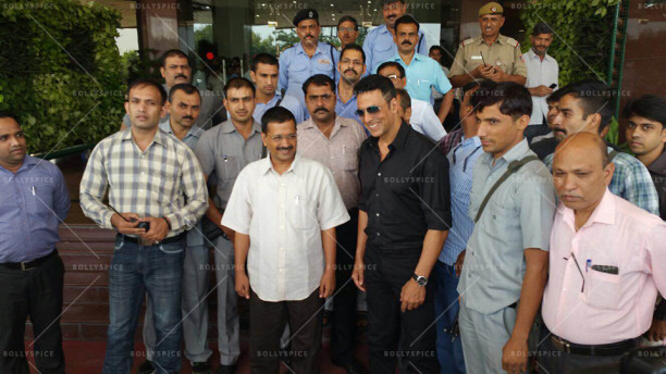 15oct_AkshayKumar-SIB-ArvindKejriwal-DelhiCM