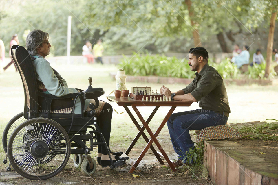 Wazir Teaser: Amitabh Bachchan, Farhan Akhtar and a Deadly Game of Chess