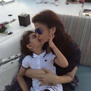 01-16-AishwaryaRaiBachchan-Aaradhya