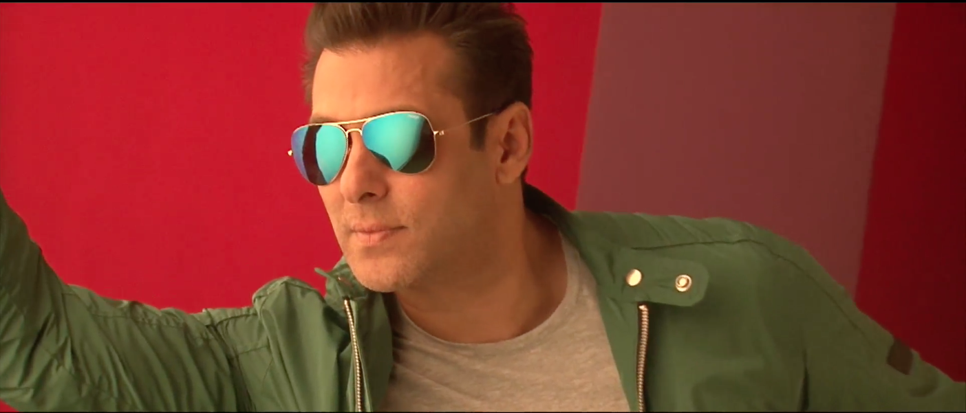 Salman khan clearance with goggles