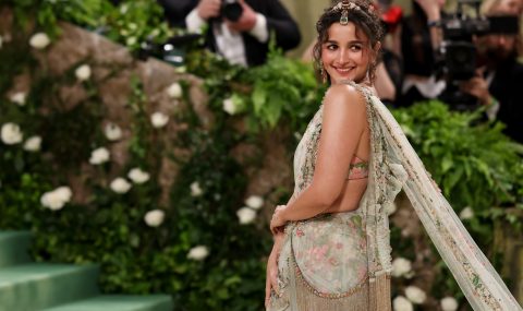 Alia Bhatt Looked Absolutely Stunning in her garden-inspired Saree at Met Gala 2024